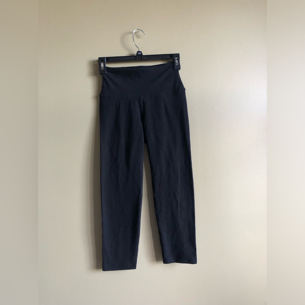 NWOT Old Navy Women Active Balance Legging Black Capris Size S